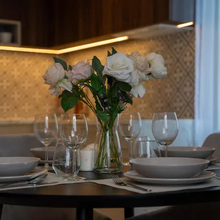 Old Town - Location, Workspace - By Rentujemy Apartmán