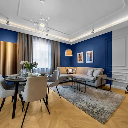 Old Town - Location, Workspace - By Rentujemy * Varšava