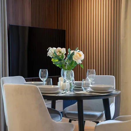 Apartamento Old Town - Location, Workspace - By Rentujemy Varsóvia