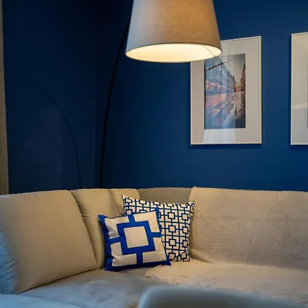 Old Town - Location, Workspace - By Rentujemy