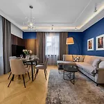 Old Town - Location, Workspace - By Rentujemy شقة وارسو